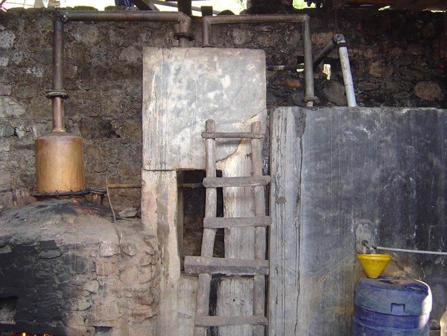 l-appareil-pour-distiller-l-eau-de-vie-saldac