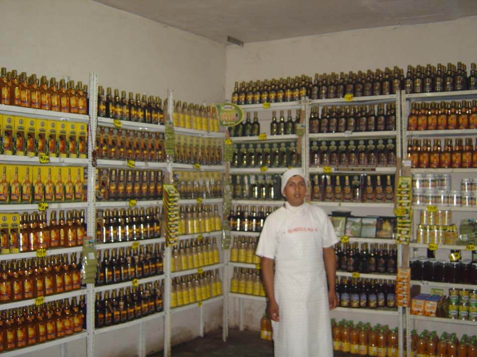 local-de-vente-de-l-eau-de-vie-de-la-merced-saldac