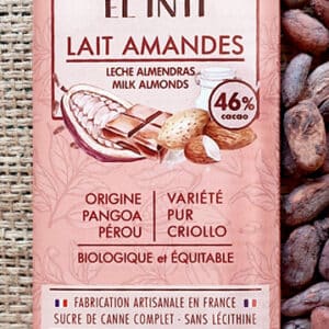 Chocolat au lait et aux amandes, sans lécithine, bio.